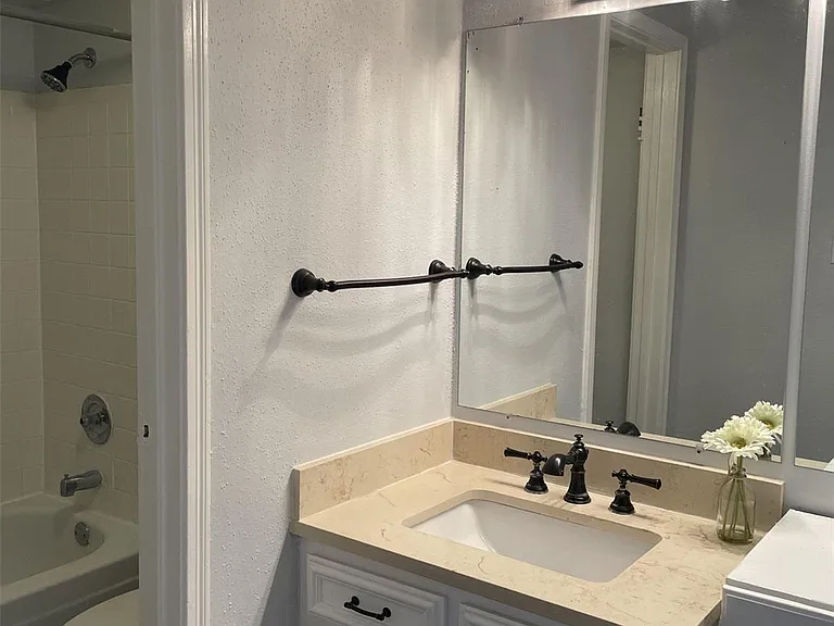 3770 Lovers Wood Ln #1010 — Photo 15