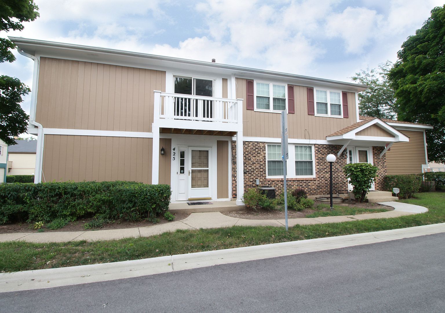 425 Fernwood Ct #425, Vernon Hills, IL 60061 | Zillow