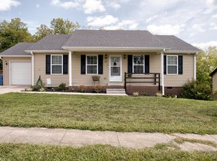 441 Cresthill Dr, Harrodsburg, KY 40330