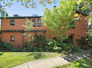 2779 Carisbrook Dr, Oakland, CA 94611