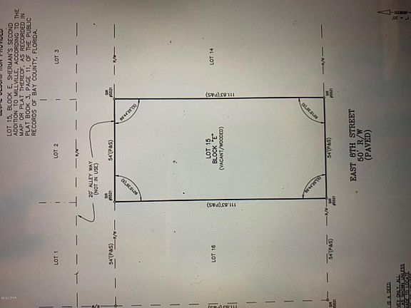 2nd image of 2101 E 8th St #A