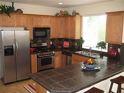2nd image of 2542 Kirkwood Pl