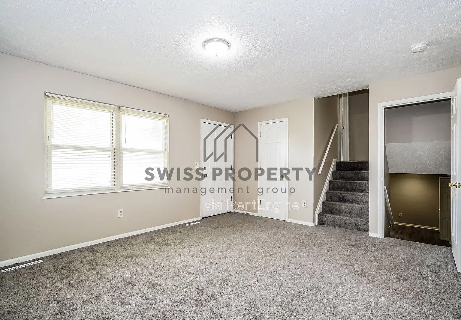 3 bed, 1.0 bath, 1332 sqft, $1,700 — Photo 4