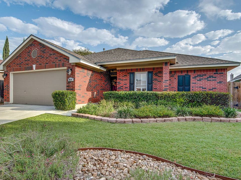 1st image of 2024 Canyon Vista Dr