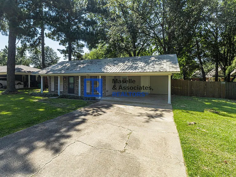 239 Traceland Dr — Photo 5