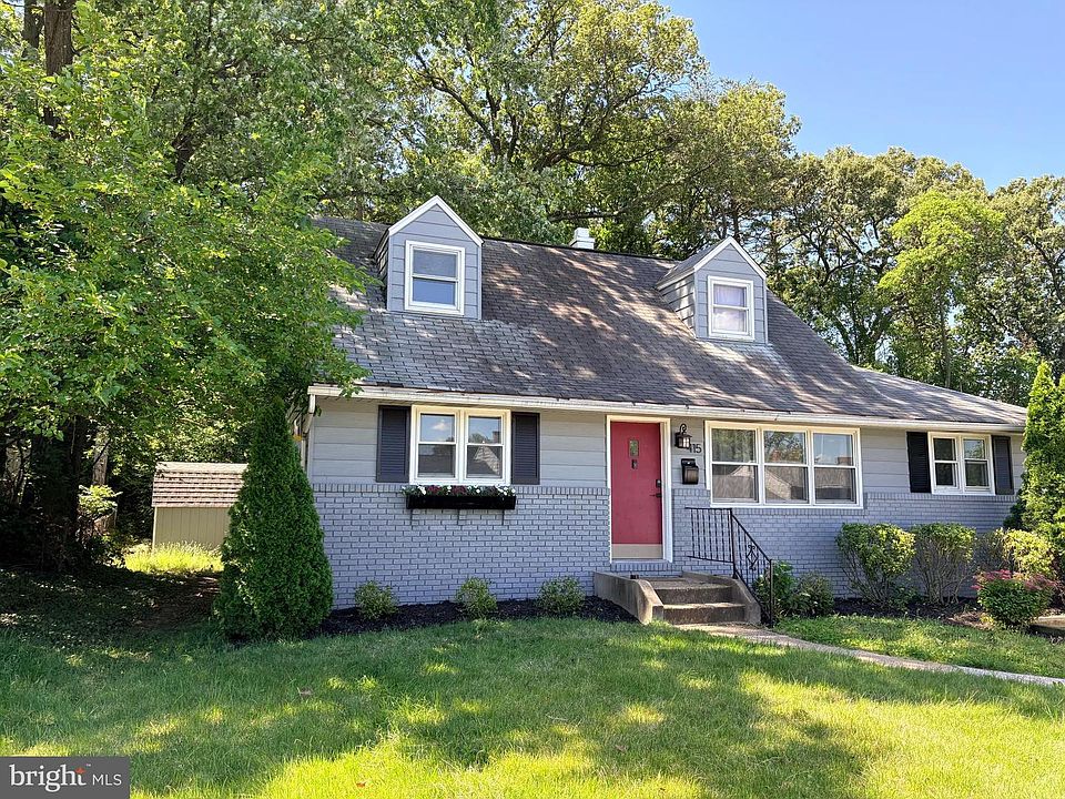 1st image of 415 Baylor Rd