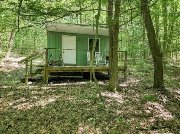 69 Whispering Winds Ln, Pittsfield, PA 16340