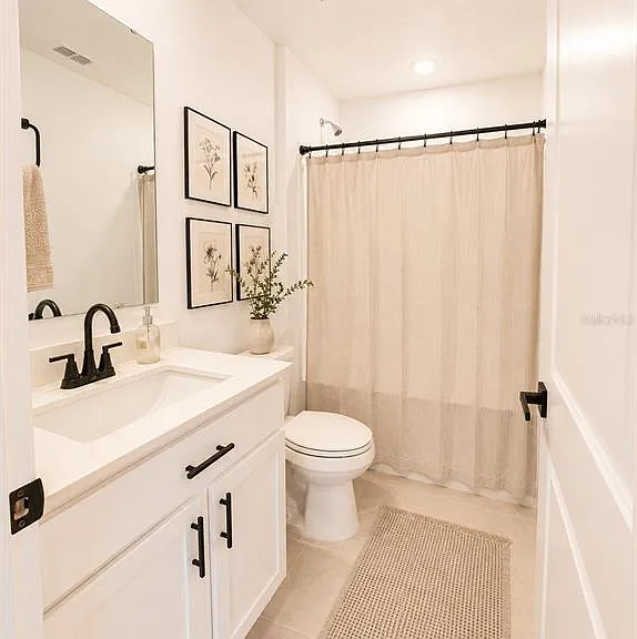 1322 Inkberry Cir — Photo 5