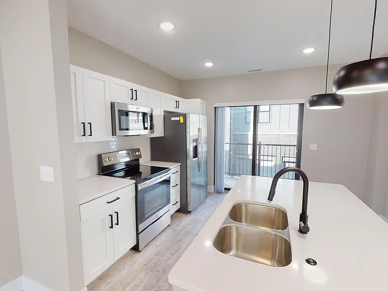 Element 30 Townhomes — Photo 17
