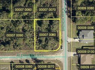 921 Alexander St, Lehigh Acres, FL 33974