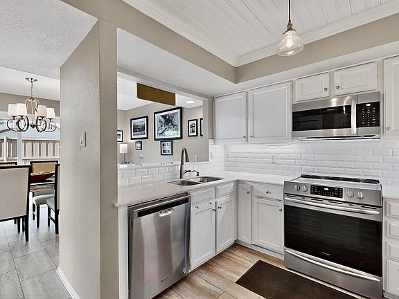 5th image of 6437 Cedar Hollow Dr