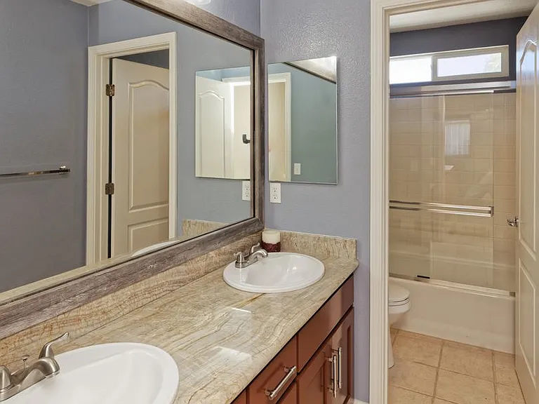 1012 Trailside Dr — Photo 31