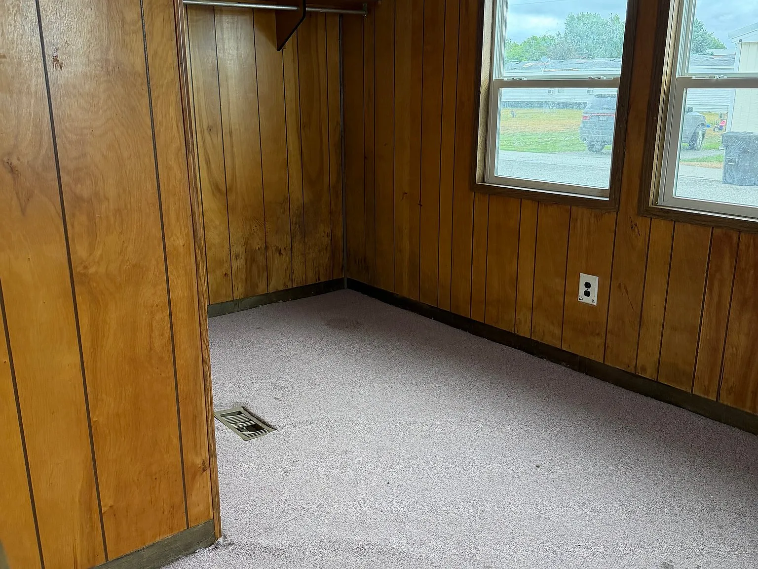 3 bedroom with large living room — Photo 4