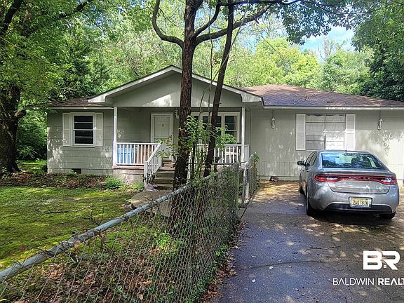 3rd image of 756 Lundys Ln
