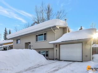 2016 Waldron Dr, Anchorage, AK 99507