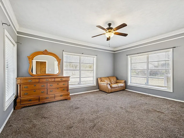 1450 Mesquite St — Photo 18