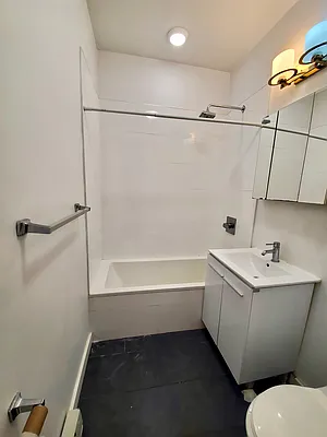 Rented by Bohemia Realty Group | media 12