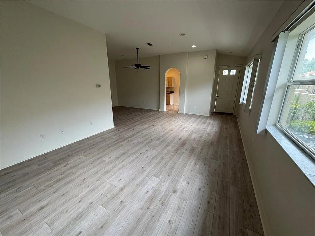 2 bed, 2.0 bath, 1508 sqft, $2,000 — Photo 4