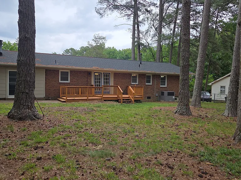 612 Dupont Dr — Photo 18