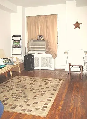 Rented by Segallis Real Estate | media 43