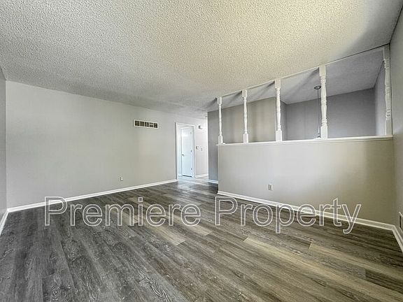 3rd image of 7161 Crisp Ave