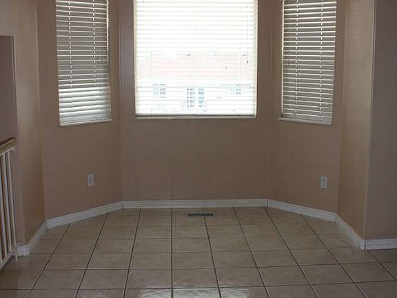 7095 Claudia Hill - 03 Dining_04072015
