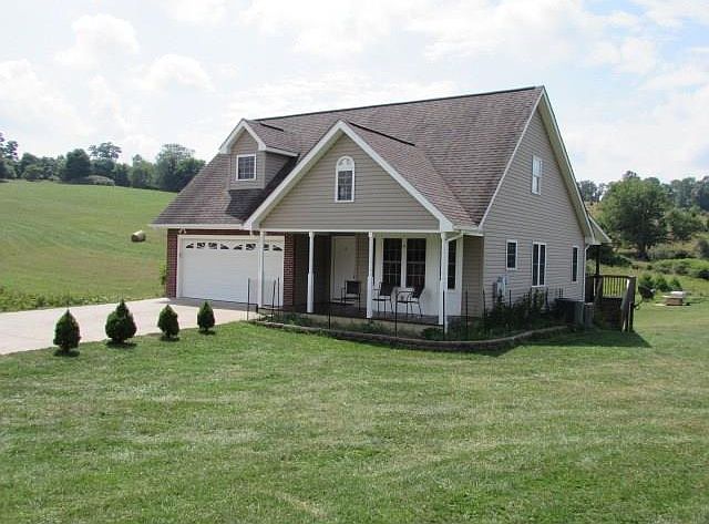 1st image of 205 Wythe View Dr