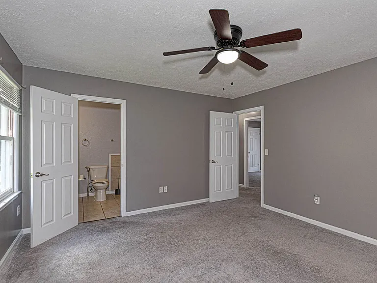 6913 Dorsey Dr — Photo 10