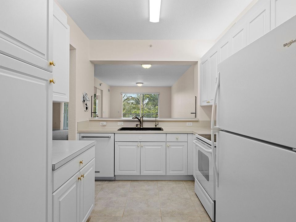 1st image of 7715 Yardley Drive #310