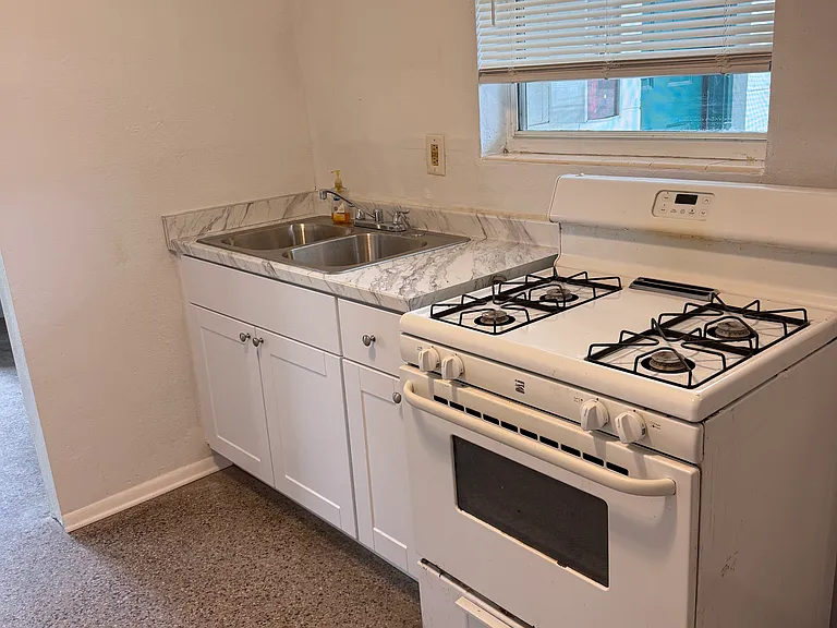 745 Bellevue Ave #1 — Photo 13