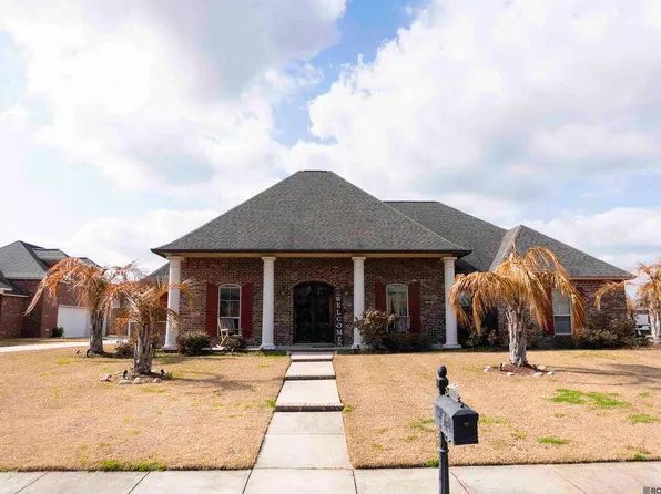 6594 Clark Plantation Dr, Gonzales, LA 70737