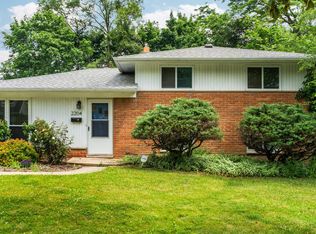 2204 Walter Dr, Ann Arbor, MI