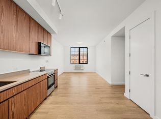 40 Bruckner Blvd #D809, Bronx, NY 10454