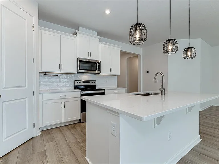 7910 Waterfield Ave — Photo 10
