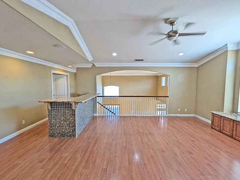 17801 Powell Pl — Photo 28