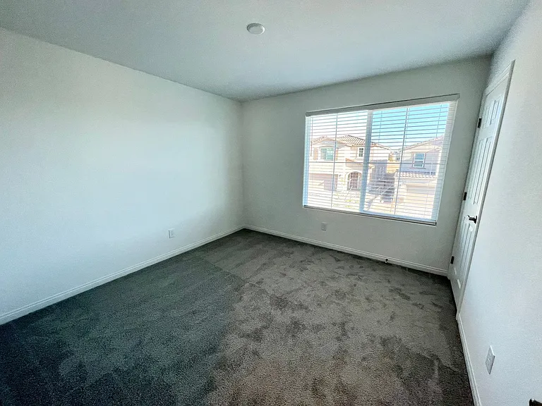 10937 Oregano Ave — Photo 26