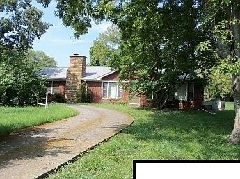 2nd image of 1514 Saunders Ave