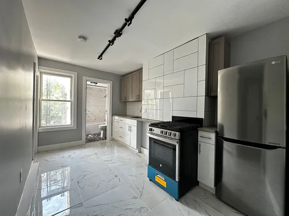 173-75 Brunswick Street image 2 of 7