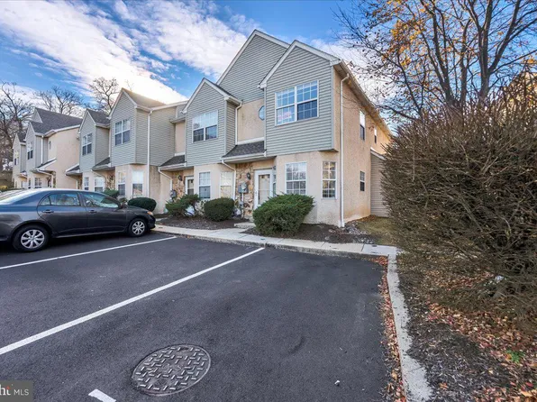 765 Limekiln Pike Unit 11, Glenside, PA 19038