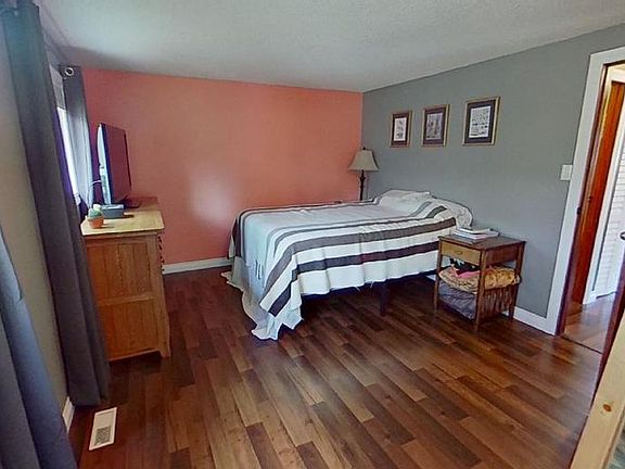 5th image of 3071 N Bradwell St