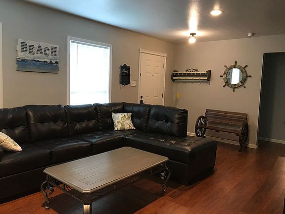 3rd image of 5323 Borden Ave