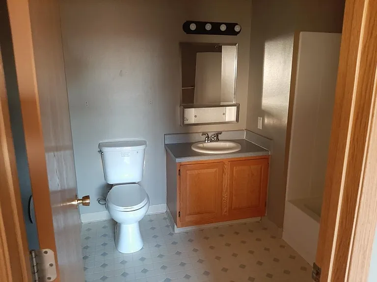 2401 N 8th St #1 — Photo 6