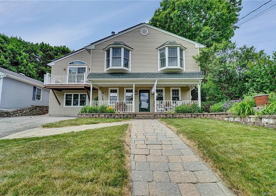 1st image of 23 Lakeview Dr