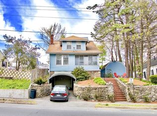 505 Riverside Dr, Lawrence, MA 01841
