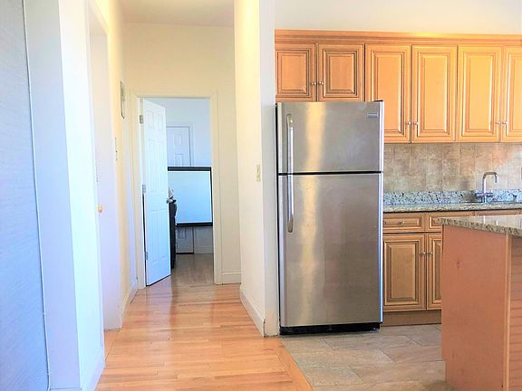2nd image of 950 McLean Ave Floor 3
