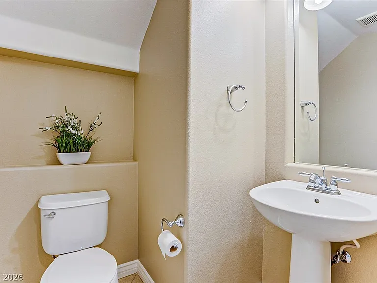 10737 Drake Ridge Ave — Photo 17