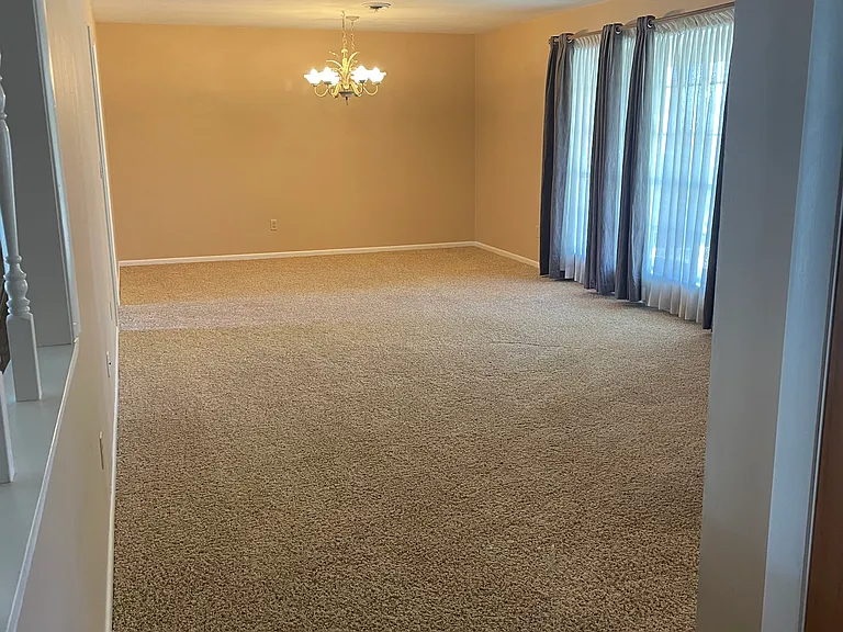 Living Room/Dining Room