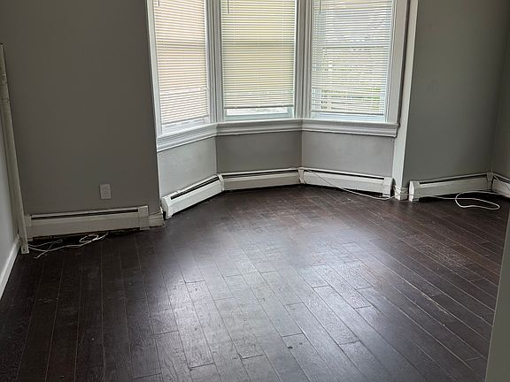 2nd image of 44 Taylor St #2