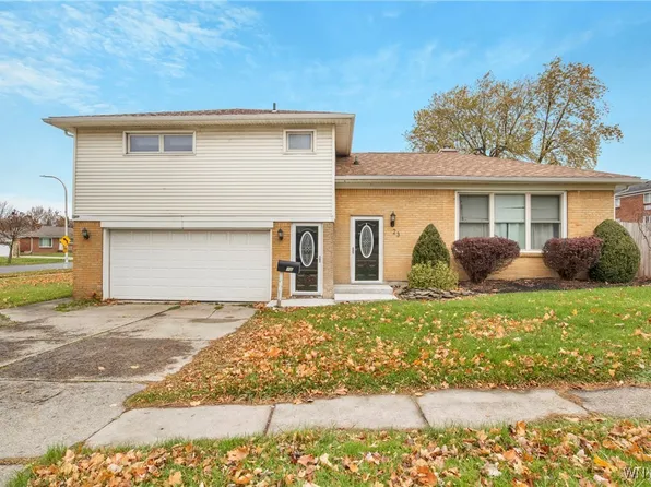 23 Coventry Rd, Williamsville, NY 14221