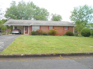 604 Hudson St, Athens, TN 37303